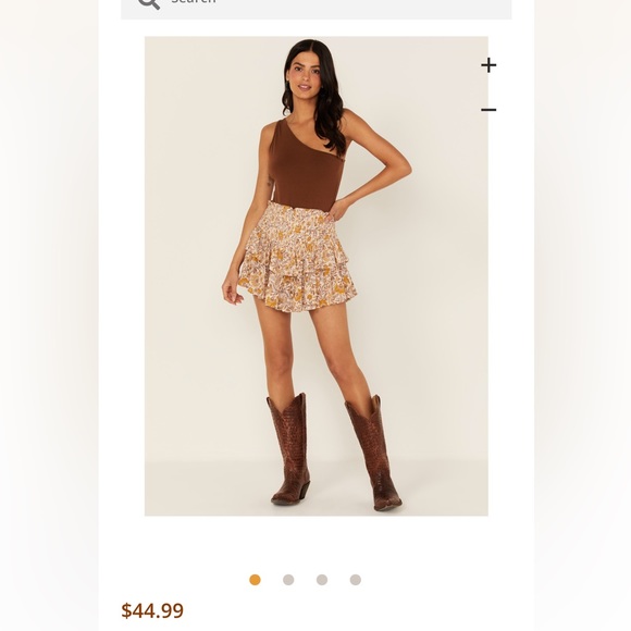 Patrons of Peace Red Floral Skort (Medium) - Picture 10 of 10